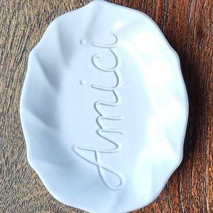 Vietri Amici white soap dish